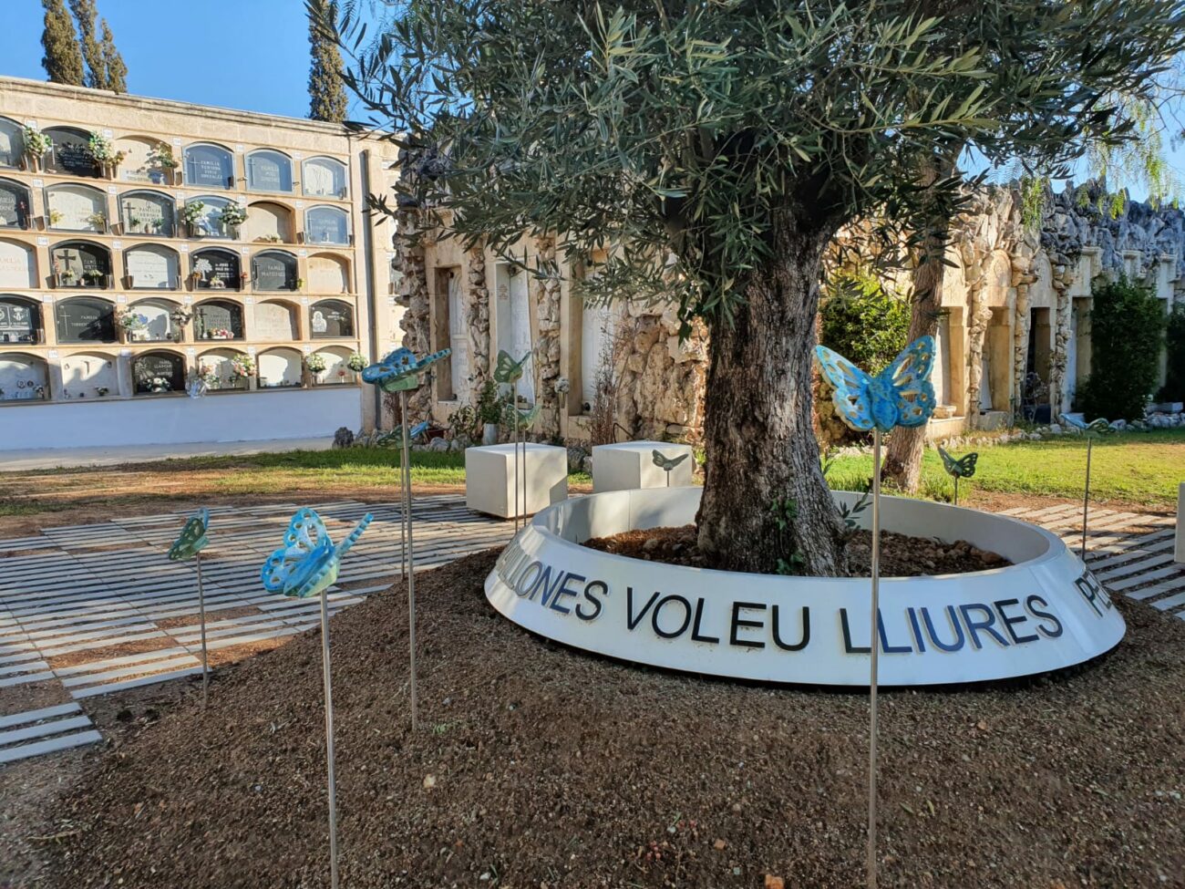 Esquelas.es | En 2023 ltima ha puesto en cuatro nuevos cementerios de Catalua el servicio destinado al duelo perinatal