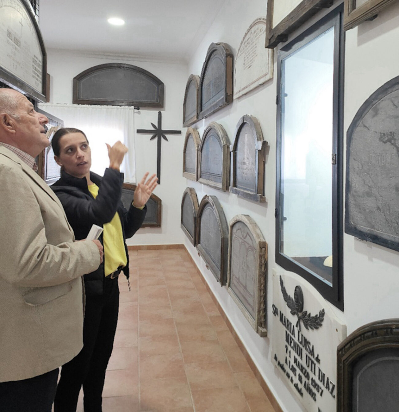 Esquelas.es | El Ayuntamiento de Almagro expone lpidas y cruces del siglo XIX en el cementerio municipal