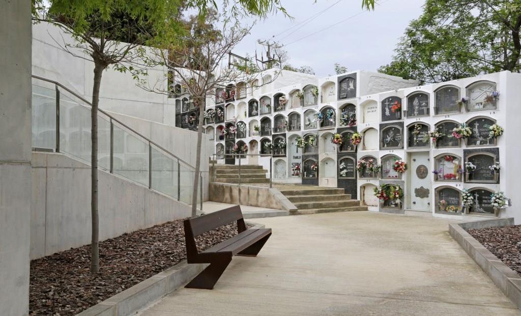 Esquelas.es | PFB Serveis Funeraris organiza actividades especiales en los tanatorios y cementerios por Todos los Santos