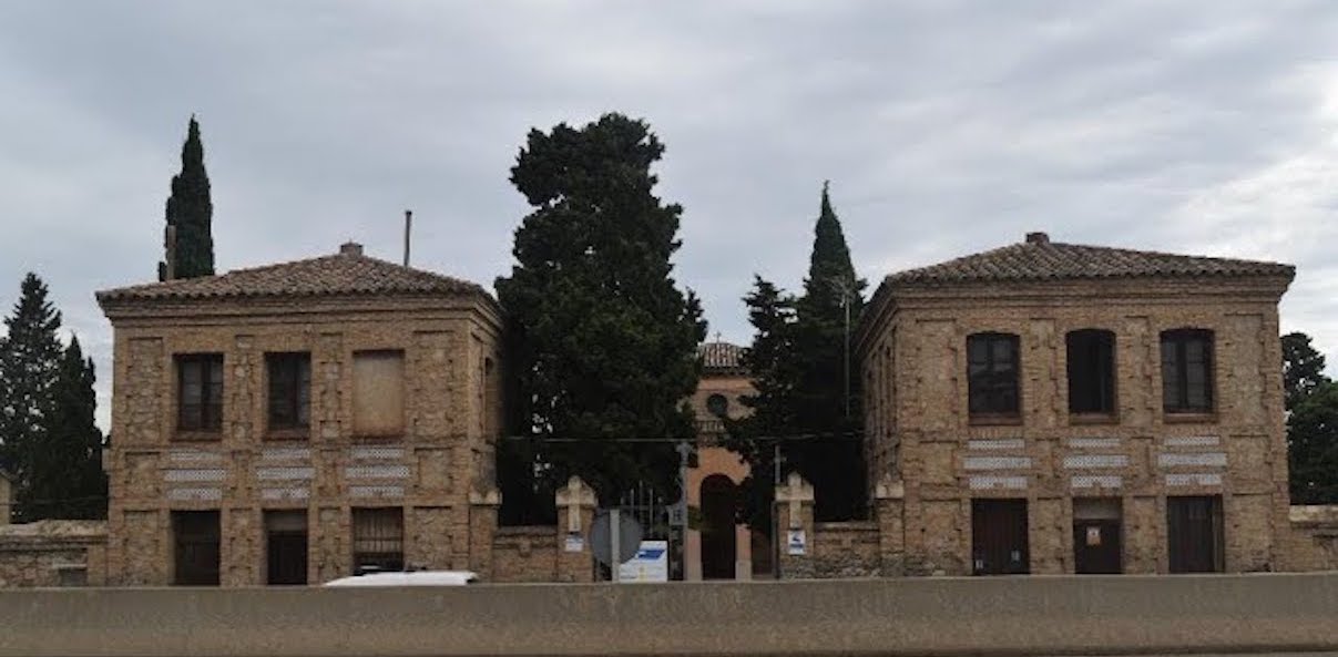 Esquelas.es | La falta de personal en el cementerio de La Cartuja de Zaragoza obliga a la familia a inhuman el cadver