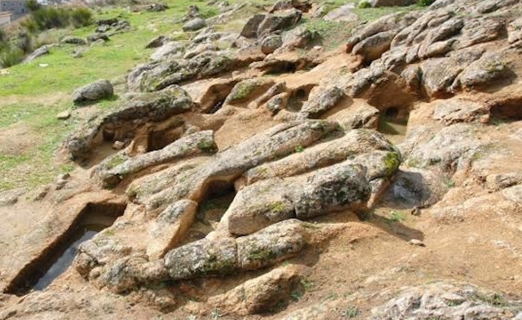 Esquelas.es | La Junta de Extremadura autoriza que se retomen las obras del vial del cementerio judo de Plasencia