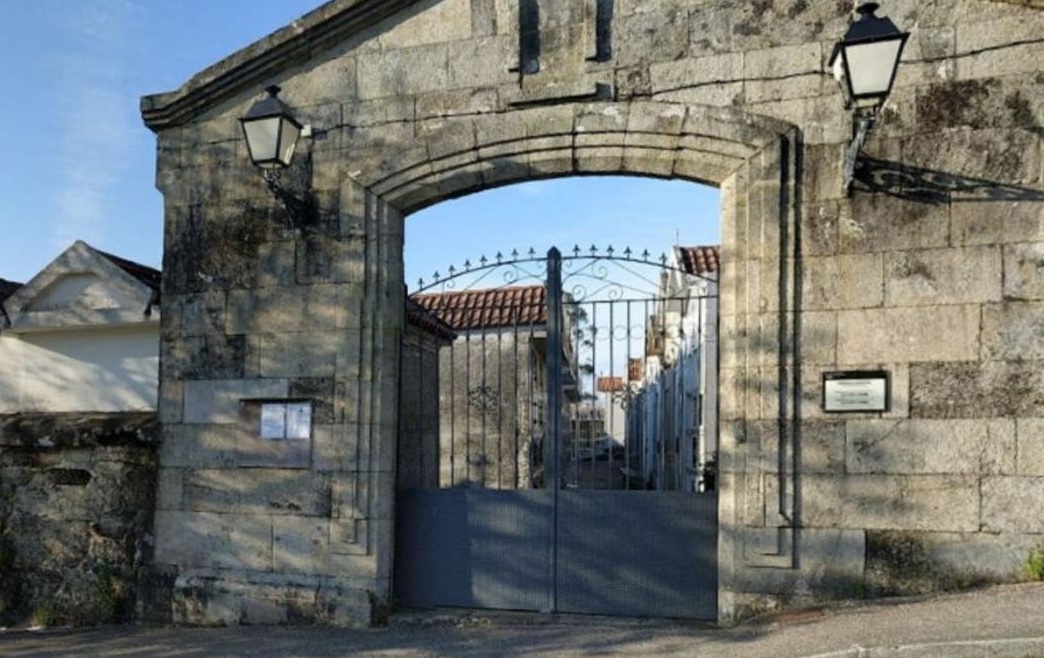 Esquelas.es | El PP denuncia el abandono del cementerio de la parroquia de Cela y pide al Ayuntamiento una actuacin