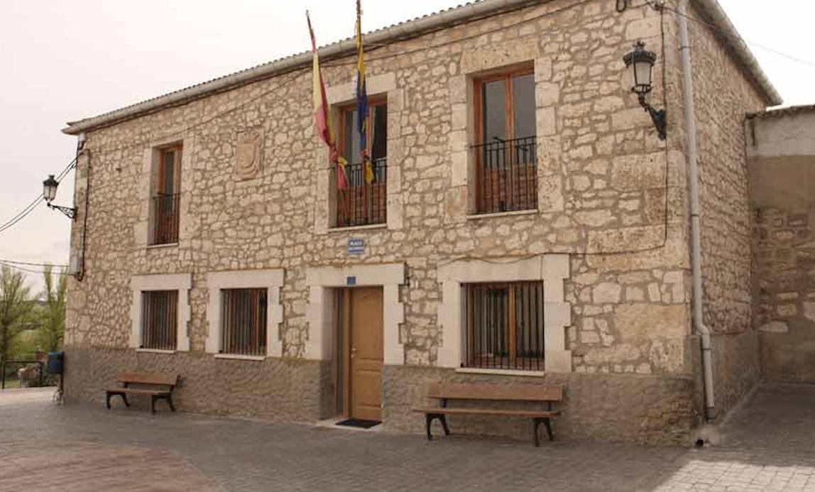 Esquelas.es | Oquillas regula el uso de columbarios en el cementerio municipal tras su publicacin en el BOP